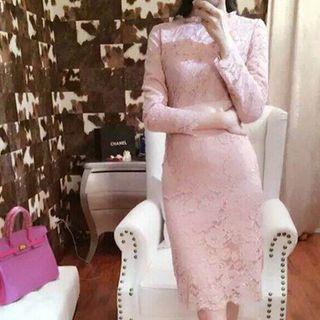 Lace Sheath Long-sleeve Dress