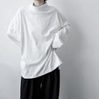 Long-sleeve High-neck Plain T-shirt