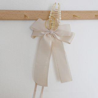Ribbon Faux Pearl Hair Clamp Off-white - One Size
