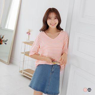 V-neck Horizontal Stripes Loose Shoulder Tee