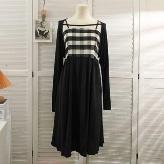 Set: Sleeveless Plaid Mini Dress + Cape Top