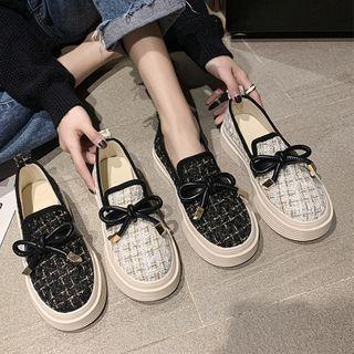 Bow-accent Round-toe Loafers