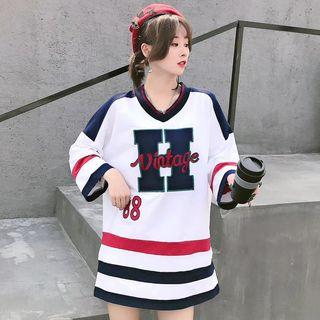 V-neck Lettering Striped Long-sleeve T-shirt