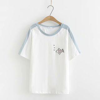Elbow-sleeve Color Block Embroidered Fish T-shirt