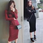 Long Sleeve Ribbed Midi Knit Dress
