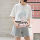 Set: Dinosaur Embroidered Elbow Sleeve T-shirt + Shorts