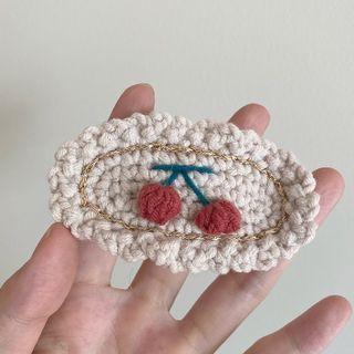 Cherry Knit Hair Clip 1 Piece - Hair Clip - White - One Size