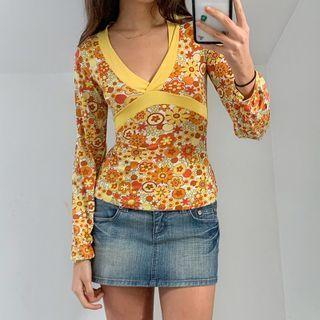 V-neck Flower Pattern Long Sleeve T-shirt