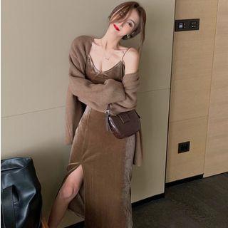 Buttonless Loose-fit Cardigan / Velvet Sleeveless Dress