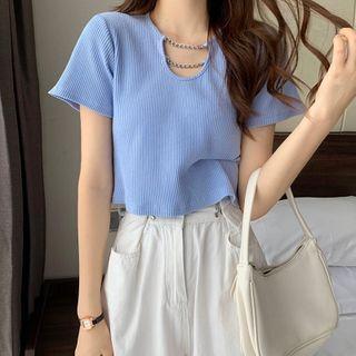 Short-sleeve Chain Accent Knit Top