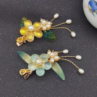 Retro Flower Beaded Hair Clip
