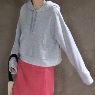 Long Sleeve Hooded Top / Plain Skirt