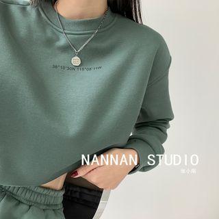 Frayed Loose-fit Cropped Sweatshirt