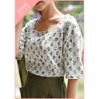 Square-neck Elbow-sleeve Pattern T-shirt