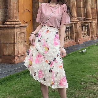 Plain Short-sleeve Top / Floral Midi Skirt