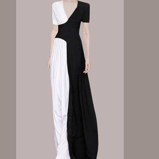Short-sleeve Two-tone Sheath Evening Gown