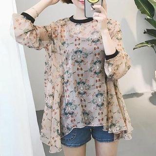 Set: 3/4-sleeve Floral Chiffon Top + Camisole