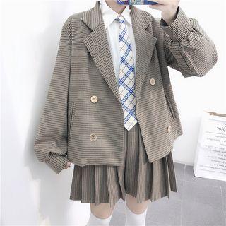 Double-breasted Plaid Blazer / Pleated Skirt