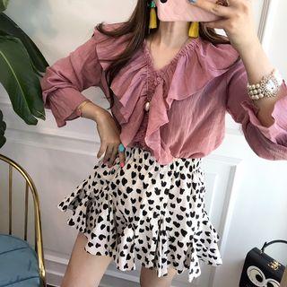 Long-sleeve Ruffled Top / Heart-pattern Mini A-line Skirt