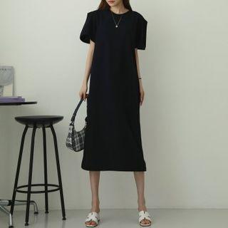 Sharp-shoulder Long A-line Dress