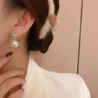 Faux Pearl Alloy Dangle Earring E4672 - 1 Pair - Gold - One Size