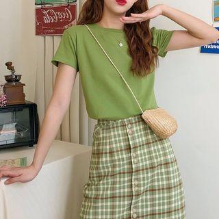 Set: Crew-neck Short-sleeve T-shirt + Plaid Midi Straight-fit Skirt