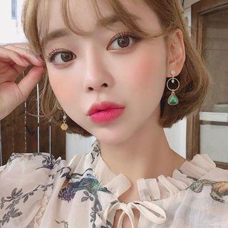 Rhinestone Faux Pearl Triangle Dangle Earring