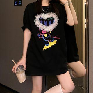 Short-sleeve Bear Print T-shirt / Floral A-line Skirt