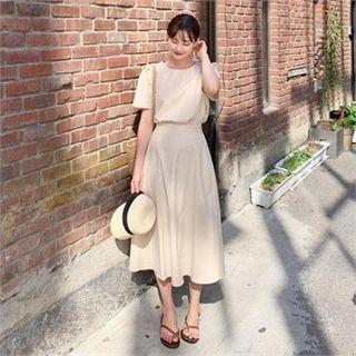 Set: Puff-sleeve Top + A-line Skirt