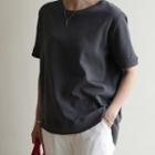 Short-sleeve Dip-back Pullover
