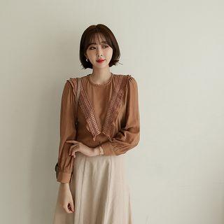 Slit-side Crochet-trim Shirred Blouse