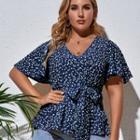 Plus Size Short-sleeve Tie-waist Heart Print Blouse