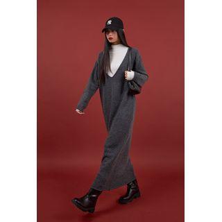 Plain V-neck Maxi Sweater Dress
