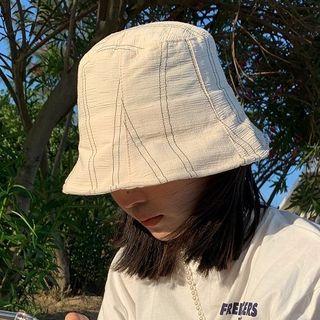 Contrast-line Bucket Cap
