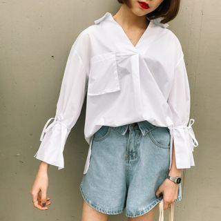 Loose-fit V-neck Bell-sleeve Blouse