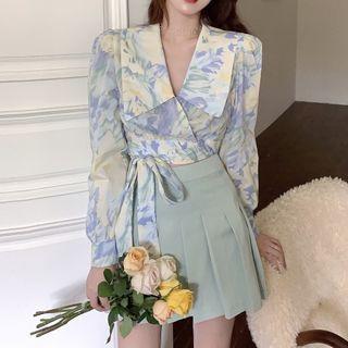 Collared Tie-dyed Blouse / Pleated Mini A-line Skirt