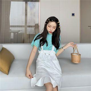 Striped Short-sleeve T-shirt / Plain Jumper Skirt