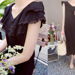 Sleeveless Lace-trim Ruffle-hem Dress