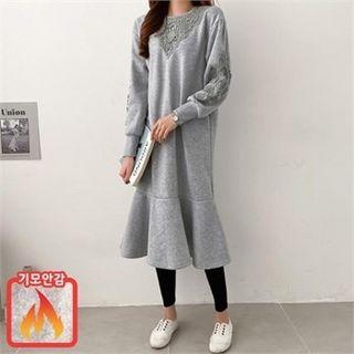 Lace-trim Ruffle-hem Napped Dress