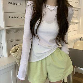 Long-sleeve T-shirt / Wide Leg Shorts