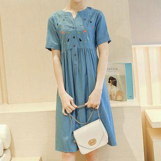 Embroidered Short Sleeve Denim Dress