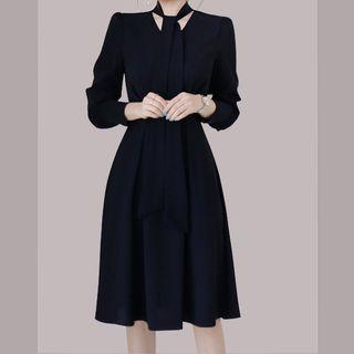 Long-sleeve Tie-neck Plain A-line Dress