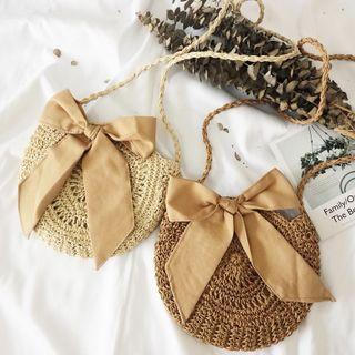 Bow Round Woven Shoulder Bag