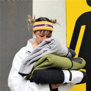 Color Block Pocketed Zip Jacket