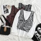 Plain Long-sleeve Loose-fit T-shirt / Zebra Print Knit Vest