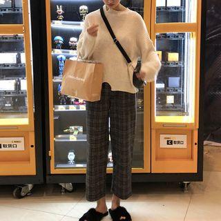 Slit Trim Sweater / Plaid Cropped Pants