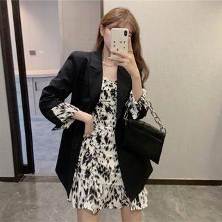 Single-breasted Blazer / Spaghetti Strap Leopard Print Mini A-line Dress