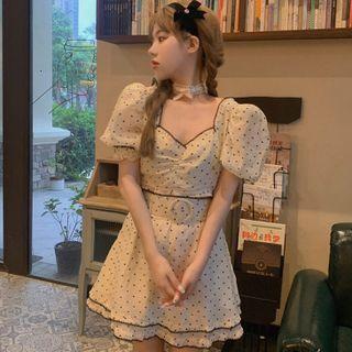 Puff-sleeve Sweetheart Neckline Lace Trim Dotted Cropped Blouse / Mini A-line Skirt