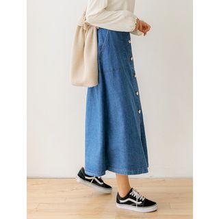 Plus Size Buttoned Denim Maxi Skirt