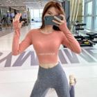 Letter Print Cropped Yoga Top